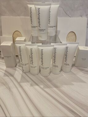 bodyography® White Body Wash & Lotion Travel Set & extras